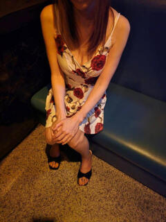 モトコ Elegance(エレガンス)（梅田/おっパブ・セクキャバ）