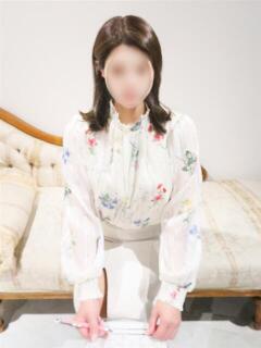 山岸 果歩 人妻セレブ宮殿（錦/デリヘル）