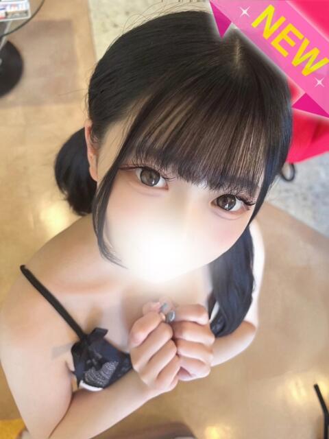 にこり 舐めたくてグループ～君とサプライズ学園～越谷校（デリヘル）