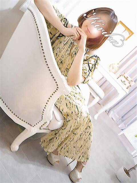 きりか 西船人妻花壇（人妻デリヘル）