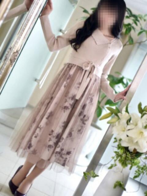 瑠里乃(るりの) 人妻出逢い会 百合の園 山の手本店（人妻系デリヘル）