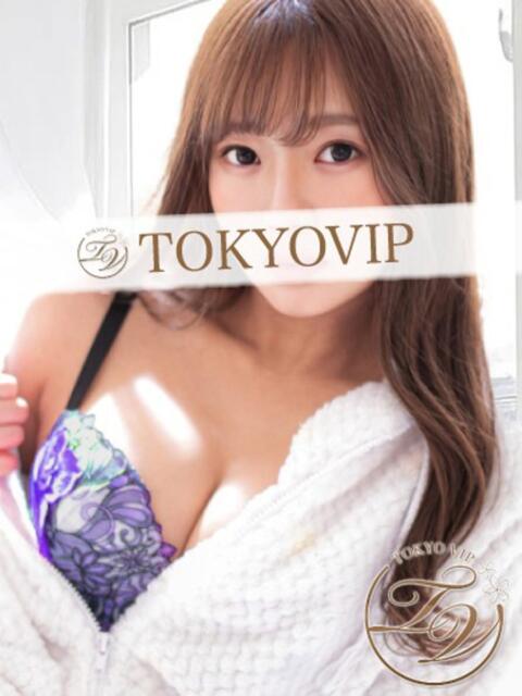 ゆりな（YURINA) 裸でマッサージ＋デリヘルサービス！TOKYO VIP（マッサージ+デリヘル）