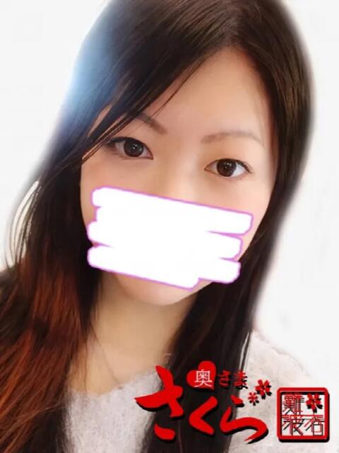 なな 奥様さくら難波店（人妻系ホテヘル）