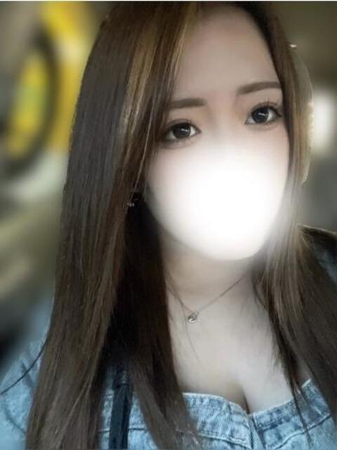 なごみ 京都美女図鑑 〜素人専門店LUXE〜（デリヘル）