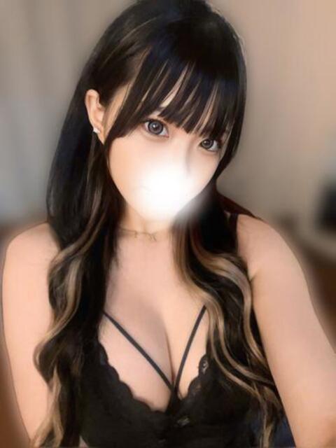 める 京都美女図鑑 〜素人専門店LUXE〜（デリヘル）