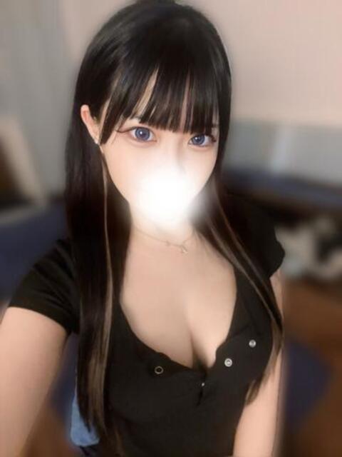 める 京都美女図鑑 〜素人専門店LUXE〜（デリヘル）