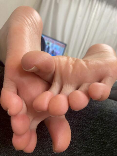 羽澄　りんか 踏み活（足フェチ特化型風俗店）