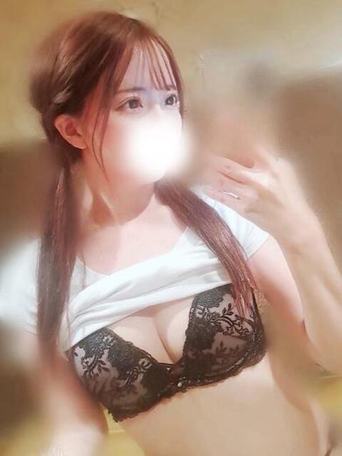 うる Aromaスク水女学院（風俗エステ）