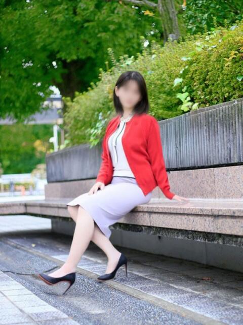 花 桃子 こあくまな熟女たち 加古川店 (KOAKUMAグループ)（人妻・熟女デリヘル）