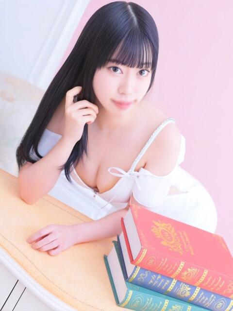 ちか Charme（シャルム）（デリヘル）