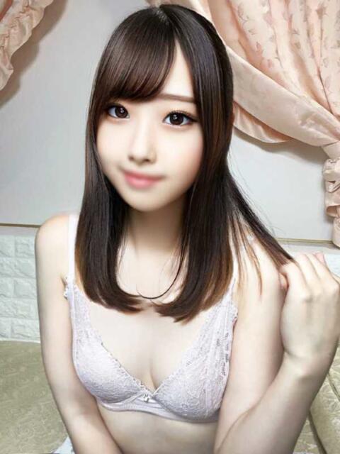 まなみ Charme（シャルム）（デリヘル）