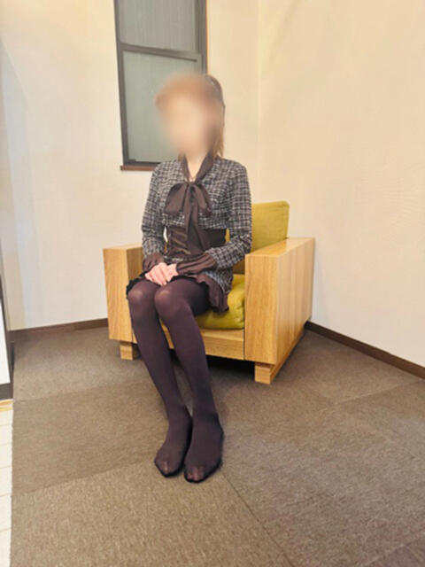 朱里（しゅり） おもてなし婦人（人妻系デリヘル）