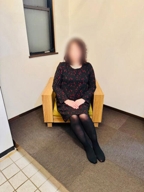 千早（ちはや） おもてなし婦人（人妻系デリヘル）