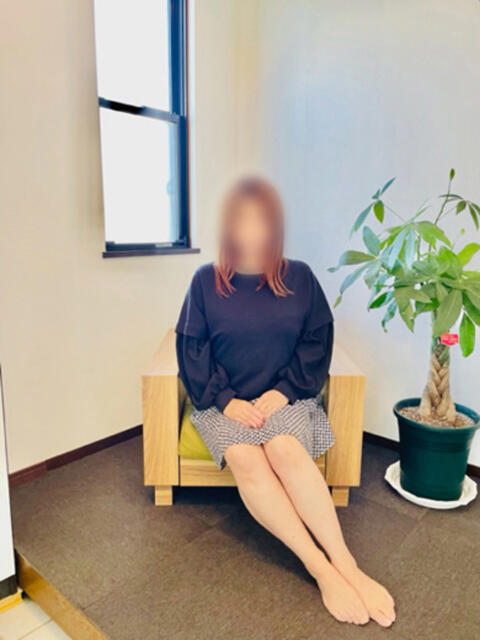 志映里（しえり） おもてなし婦人（人妻系デリヘル）