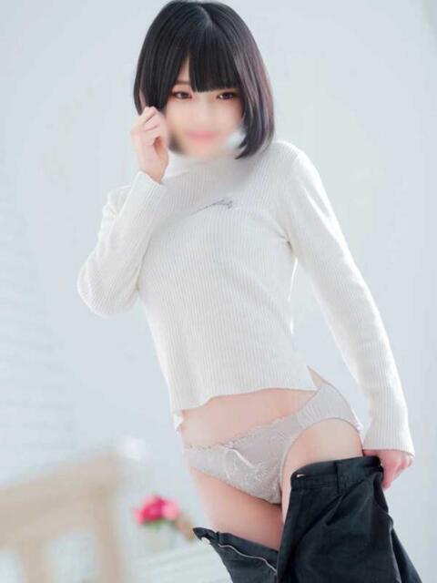 うい Charme(シャルム)(デリヘル)