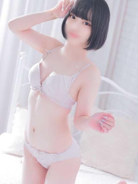 うい Charme(シャルム)(デリヘル)