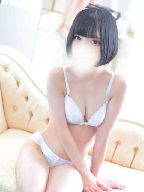 うい Charme(シャルム)(デリヘル)