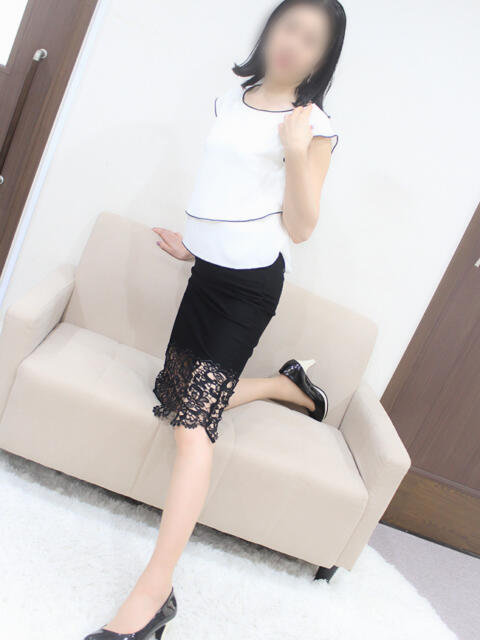 りさ 性腺熟女100％鶯谷（デリヘル市場）（デリヘル）