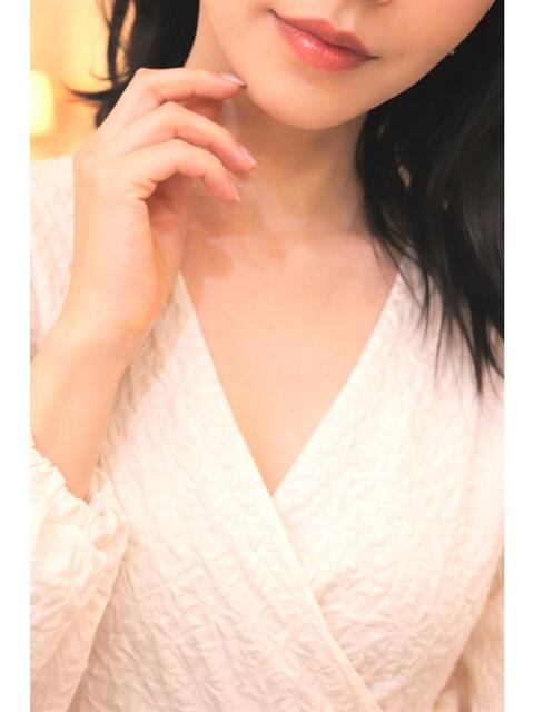 白鳥ゆうき セカンドパートナー本店（人妻デリヘル）