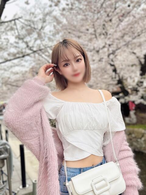 なる デリヘルラボ・クレージュ（デリヘル）