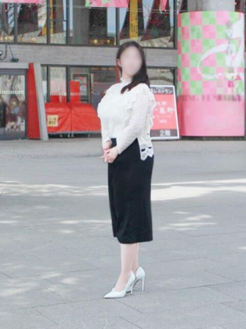 水瀬 えみ こあくまな熟女たち 上野・御徒町店 (KOAKUMAグループ)（人妻・熟女デリヘル）