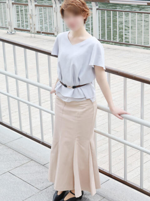 かりん 奥鉄オクテツ兵庫（人妻デリヘル）