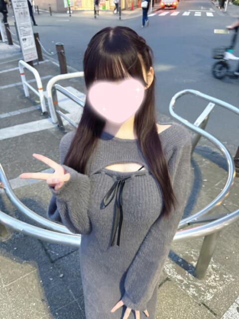 ぴの 池袋S級素人派遣型東京美少女物語（派遣型リフレ）