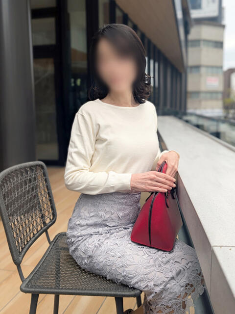 りん 完熟ばなな 谷九店（熟女待ち合わせ型デリヘル）