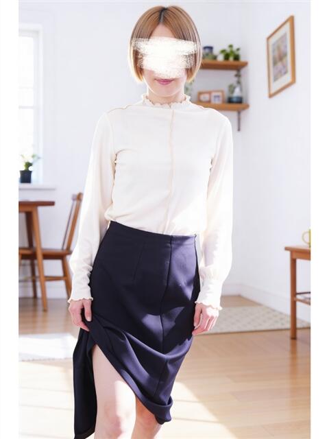 岡田 しずか セカンドパートナー池袋（人妻デリヘル）