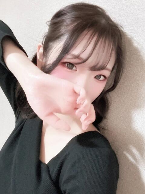 しおり リアル 日本橋店（ホテヘル＆デリヘル）