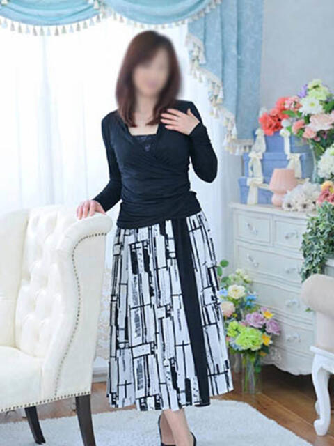 しゅり 熟女家 梅田店(待ち合わせ型デリヘル)