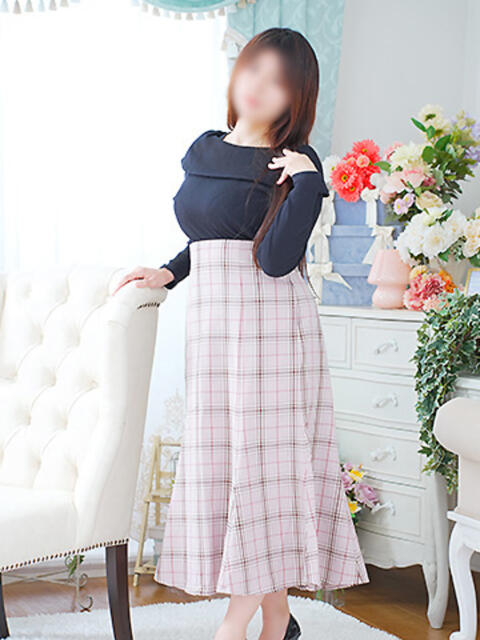 ひとみ 熟女家 梅田店（待ち合わせ型デリヘル）