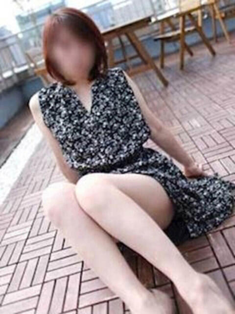 ももえ 即アポマダム～名古屋店～（人妻系デリヘル）