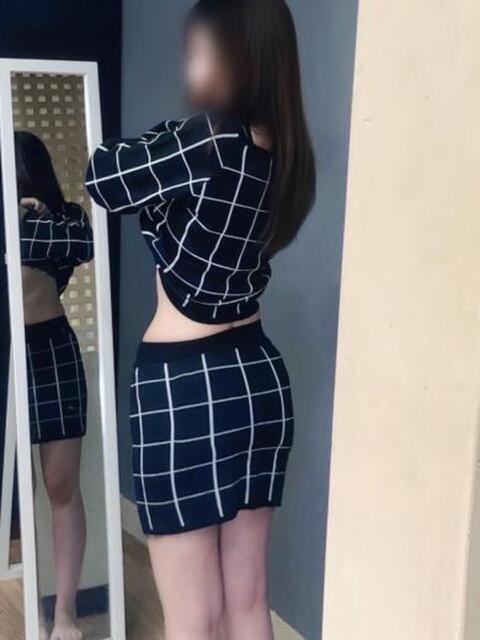 みい EGG（オナクラ・エステ）