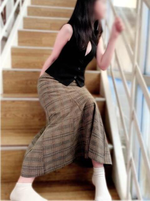 ふみ EGG（オナクラ・エステ）