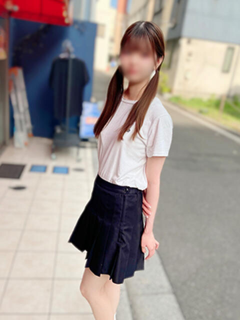 のぞみ かりんと秋葉原（オナクラ・手コキ）