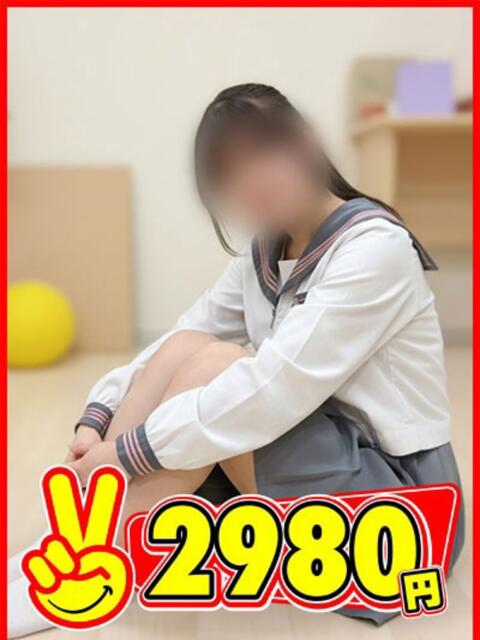 なつ 2980円（店舗型手コキ専門店）