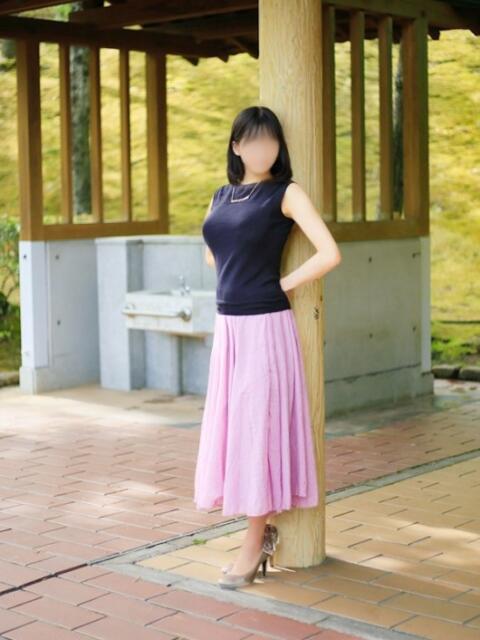 杉咲愛子 こあくまな人妻・熟女たち東広島店（KOAKUMAグループ）（人妻・熟女デリヘル）