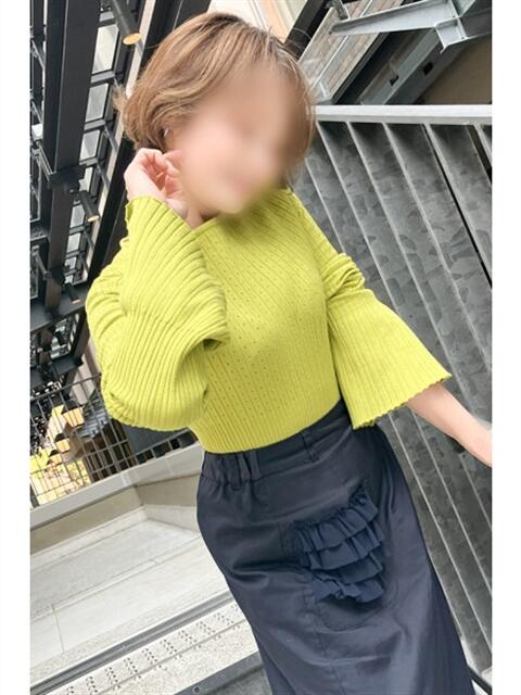 ゆりこ 奥鉄オクテツ神奈川店（デリヘル市場グループ）（駅待ち合わせ型人妻デリヘル）