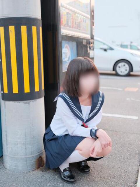 水玉しずく 素人専門キラキラ学園（学園系デリヘル）