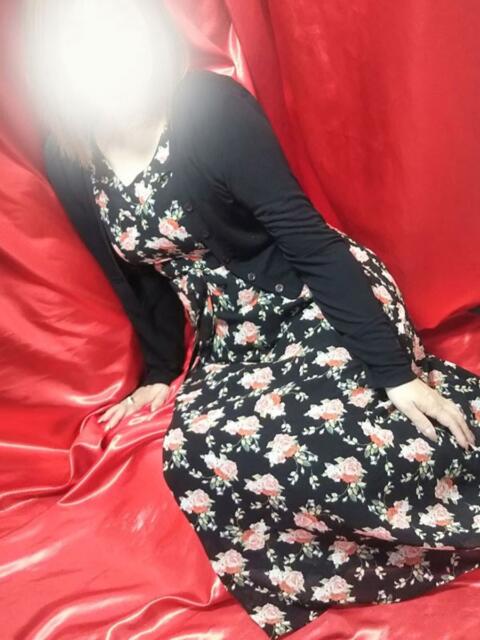 涼風 変態美熟女お貸しします。（待ち合わせ型熟女デリヘル）