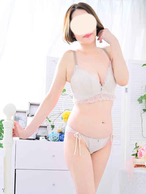 佐山みどり 若奥サマンサ（横浜ハレ系）（人妻・若妻専門ヘルス）