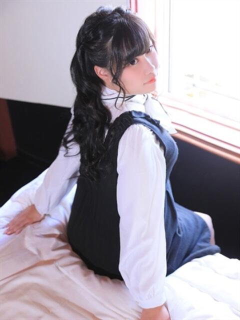 穴～アナ～ ドMな奥さん 日本橋店（ホテヘル）