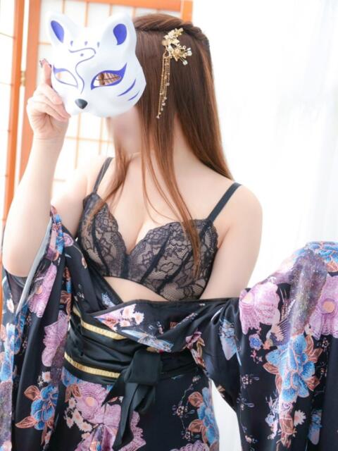 あおい いざ候 別館（湯けむり系×寝座敷ツーショットキャバクラ）