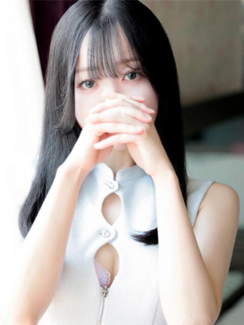 まゆ　清楚系の幼妻 CELEB FACE NAKASU（人妻ソープランド）