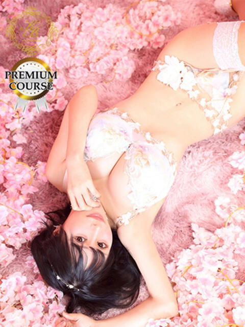 長谷川夕妃 皇帝別館(こうていべっかん)(高級ソープランド)