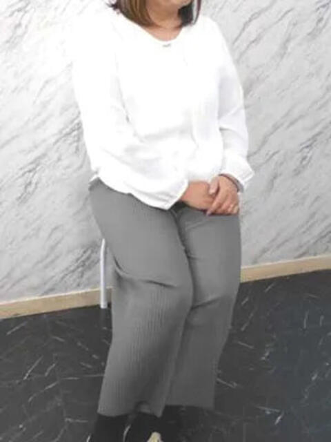 みやこ 完熟とまと(十三)（熟女・人妻ホテヘル）