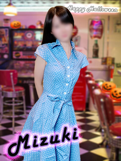 みづき かりんと秋葉原(オナクラ・手コキ)