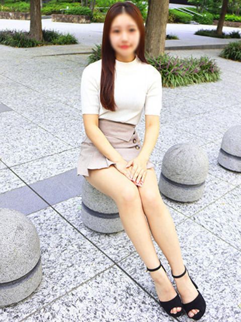 飯田あみ 渋谷ミルク（派遣型オナクラ(手コキ)）