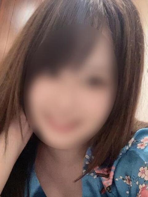 サラ☆お薦めの人妻系新人さん CURE（辻）（ソープランド）